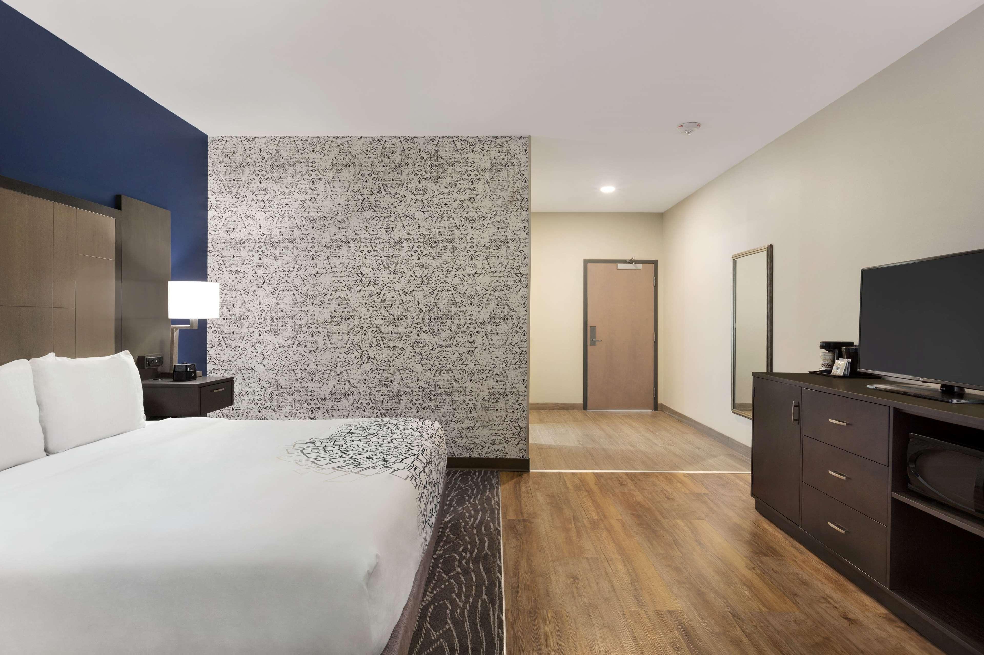 La Quinta By Wyndham Rock Hill Hotell Exteriör bild